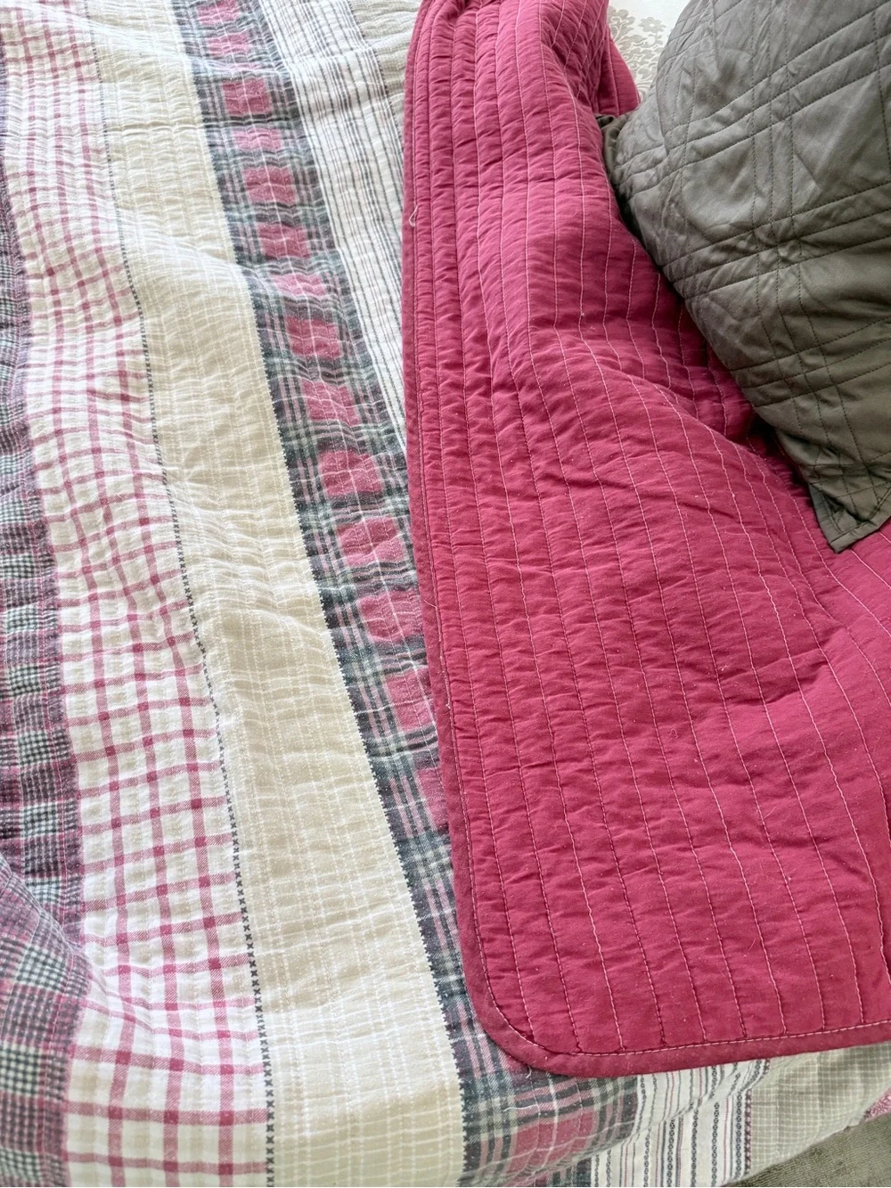 Cozy Cabin Quilt King Size Red Plaid Stripes